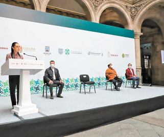 Gobernadores de 4T cierran filas con AMLO