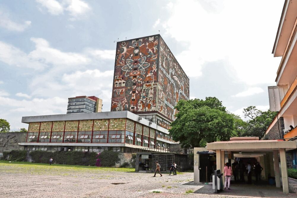 La máxima casa de estudios difundió los resultados del segundo concurso de admisión, en el que de los 61 mil 913 aspirantes, sólo 6 mil 82 lograron entrar (ARCHIVO EL UNIVERSAL)