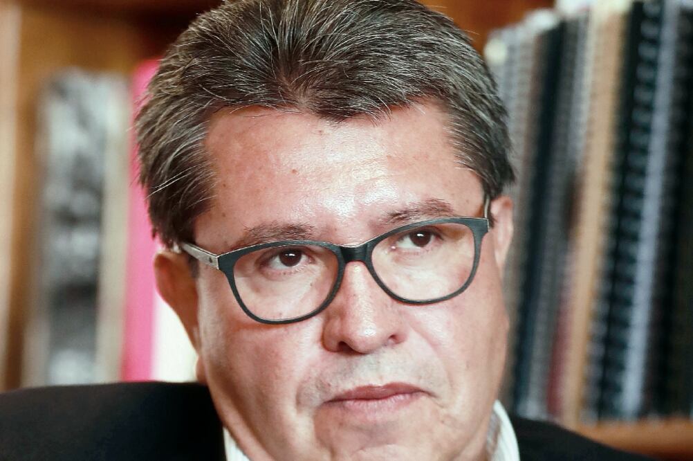 Monreal mete en aprietos a Morena