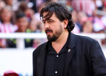 Afición de Chivas tunde a Amaury Vergara por los recientes resultados