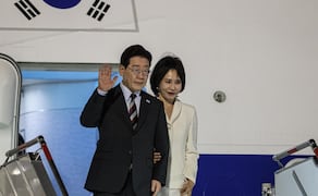 Llegada del presidente de Corea, Lee Jae-Myung, junto a la primera dama Kim Hye-kyung, al Aeropuerto Internacional Felipe Angeles  (AIFA) el 23 de septiembre de 2026. Foto: Gabriel Pano / EL UNIVERSAL