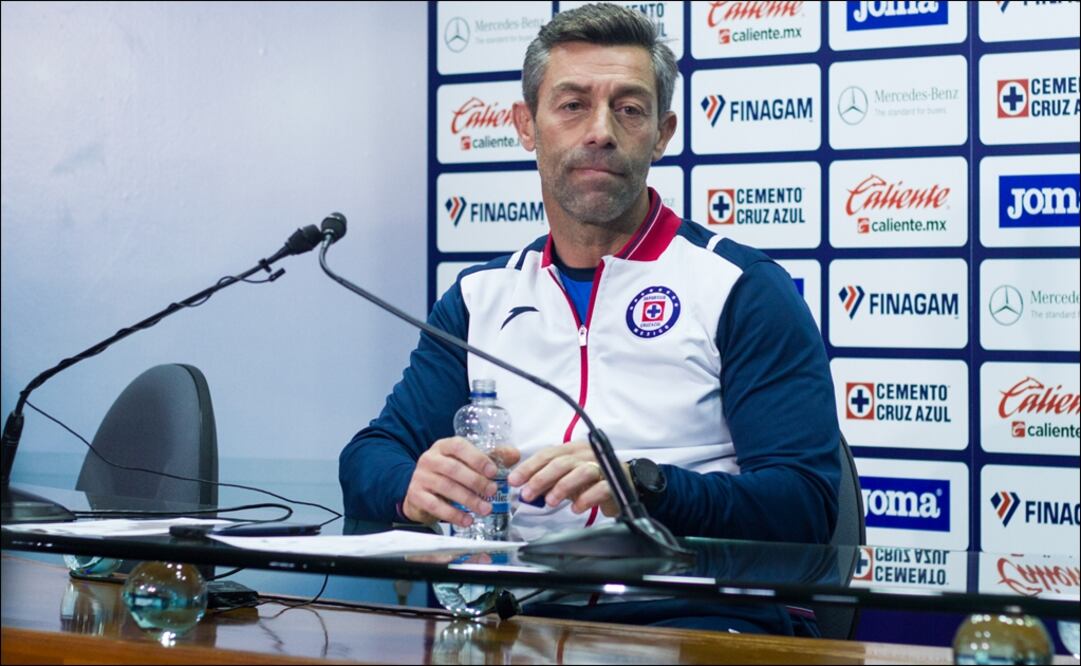 El técnico de Cruz Azul desvió la atención de la crisis del equipo. Foto: Imago 7