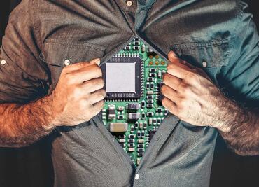 Prevén un futuro basado en IA, cómputo cuántico y nubes híbridas