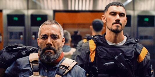 Omar Chaparro se pone en la piel de "Rambo mexicano"