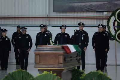 Realizan homenaje póstumo a policía agredido en Guerrero