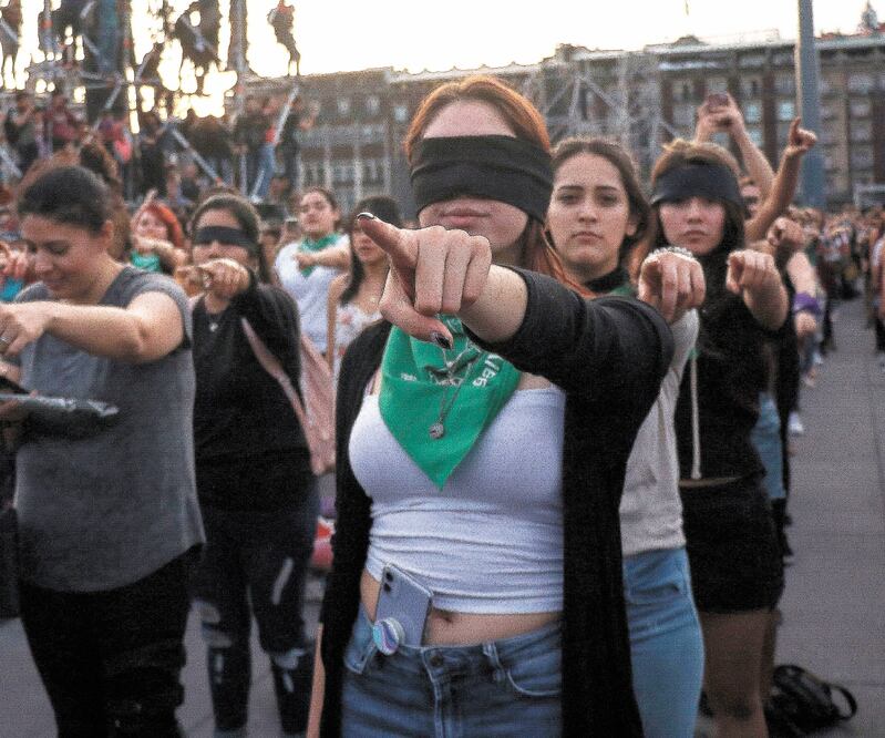 Expertas y colectivos feministas pidieron al Presidente sensibilidad ante la situación de violencia que aqueja a las mujeres. ARCHIVO EL UNIVERSAL