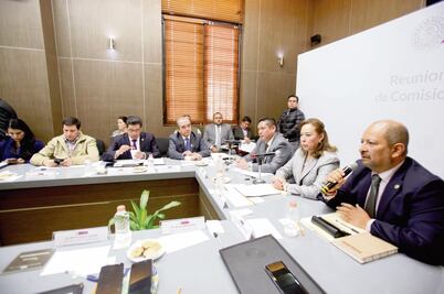 Quitan seguridad a ex gobernadores