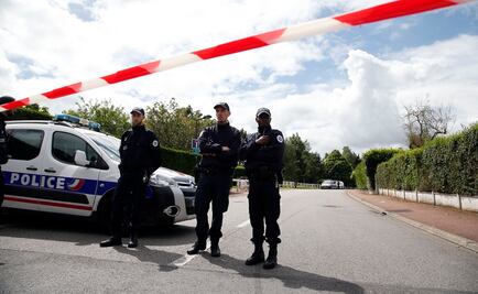 Detienen a tres por asesinato de policías franceses