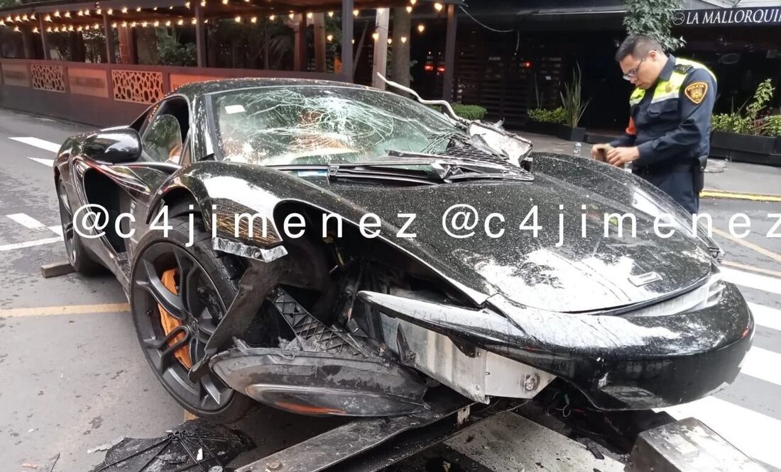 Foto: Especial/El Universal/ A más de un mes del accidente el vehículo aún no es reclamado por su dueño