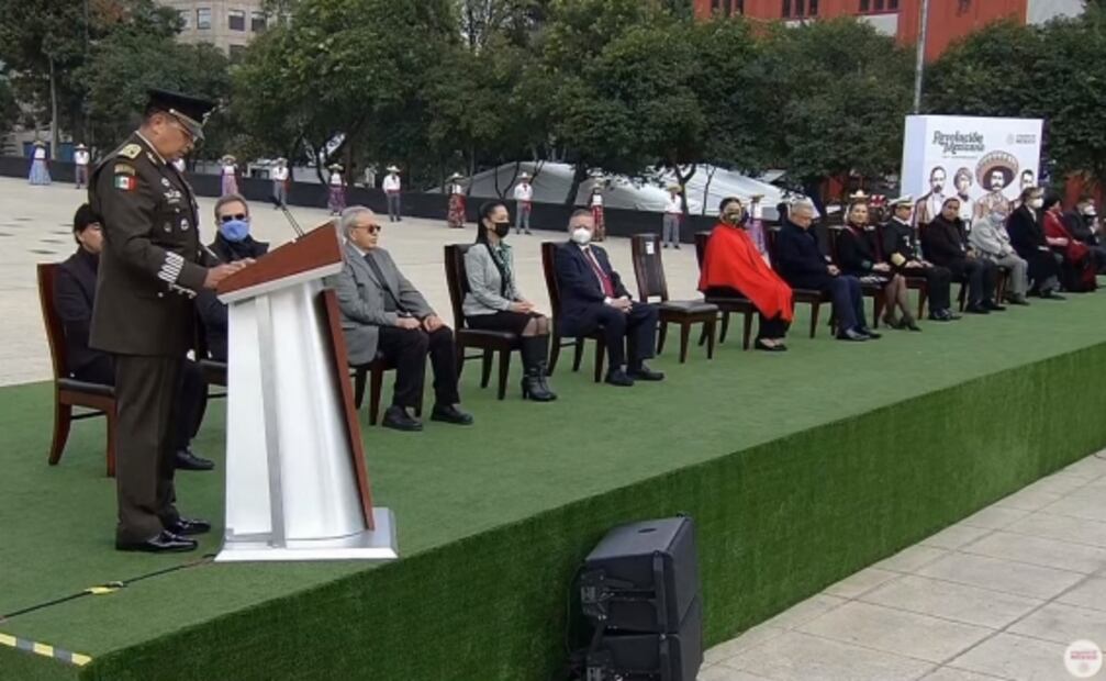 Así fue la ceremonia del 110 aniversario de la Revolución encabezada por AMLO