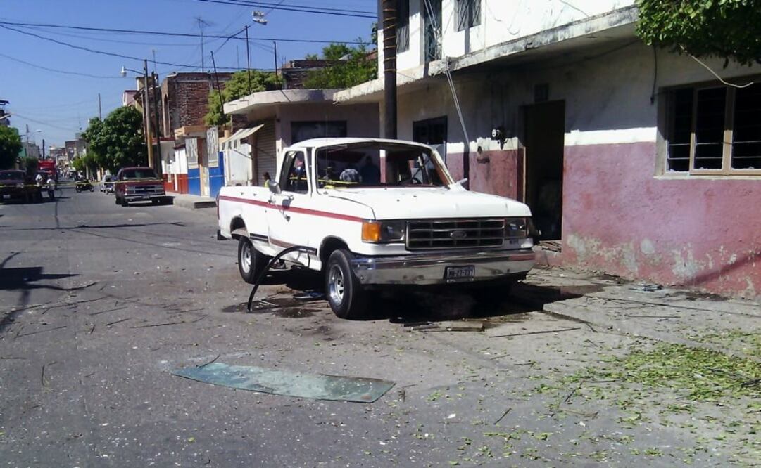 La explosión se produjo en un taller ubicado sobre la calle Franco Rodríguez de la colonia Centro. /Carlos Arrieta - EL UNIVERSAL