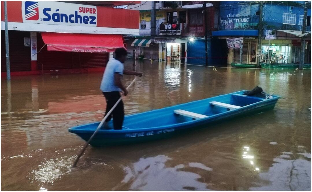 Este 24 de octubre, la crecida del Río Coatzacoalcos en Veracruz inunda el municipio de Minatitlán. Foto: Especial