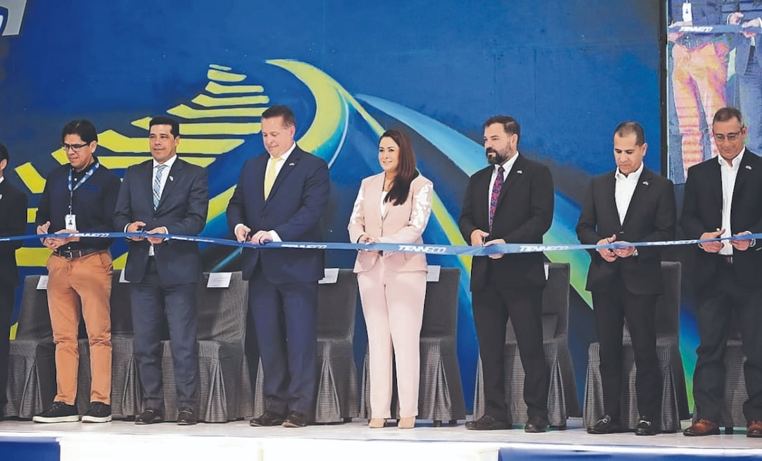 La gobernadora Tere Jiménez inauguró la nueva línea de producción de autopartes de la planta Tenneco, con una inversión de más de 426 mdp. Foto Especial