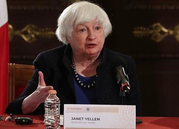 Imponer altos aranceles a países amigos es un error; afectaría a familias y empresas de EU, advierte Janet Yellen