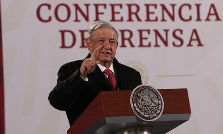 Anuncia AMLO que Cofepris aprobará uso de Molnupiravir contra Covid-19