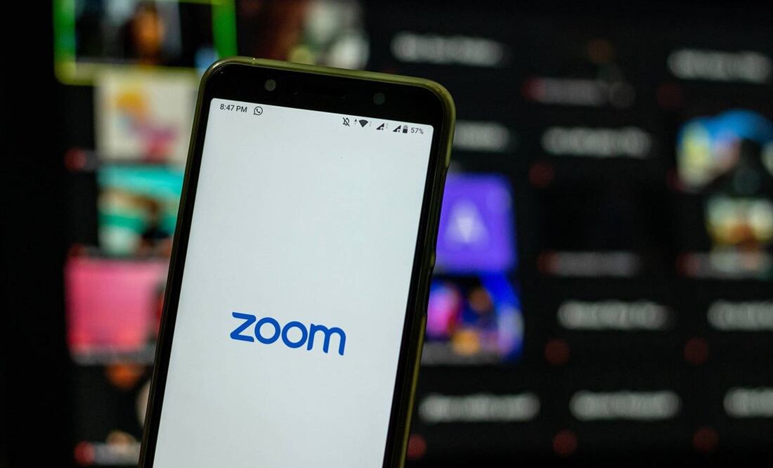 Reportan fallas en zoom. Foto: Archivo