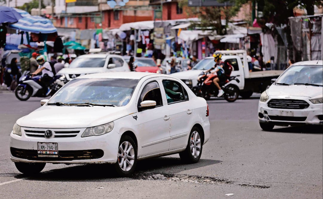 Se pretende atender en menos de 48 horas los baches de reporte o de emergencia, informó la jefa de Gobierno, Clara Brugada. Foto: Diego Simón Sánchez / EL UNIVERSAL