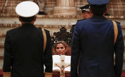 Jeanine Añez, presidenta interina de Bolivia, busca reordenar gobierno