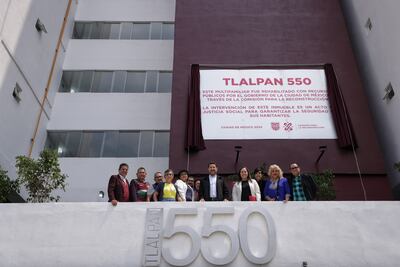 Martí Batres entrega multifamiliares en Tlalpan e Hipódromo Condesa; resultaron dañados por el sismo de 2017