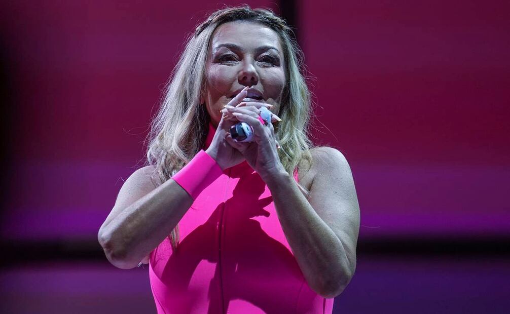 La cantante de La Oreja de Van Gogh, Amaia Montero, durante su concierto, en el Bizkaia Arena BEC, a 9 de mayo de 2026, en Bilbao, Vizcaya, País Vasco (España). El grupo celebra su 30 aniversario iniciando su gira "Tantas cosas que contar" en su ciudad natal.
H.Bilbao / Europa Press