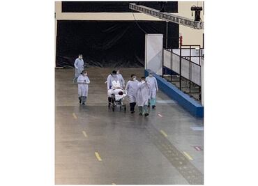 Trasladan a primer paciente con Covid-19 al hospital de Centro Citibanamex