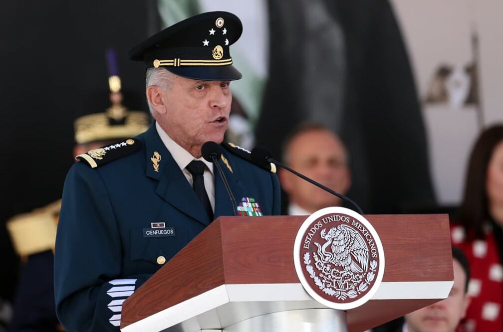 El general secretario de la Defensa Nacional, Salvador Cienfuegos, ratificó el compromiso de las Fuerzas Armadas con la nación. Foto: Ariel Ojeda/El Universal