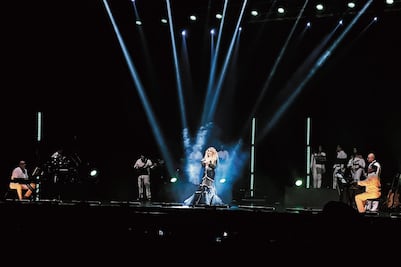 Dulce festeja 40 años de lucir Entera      