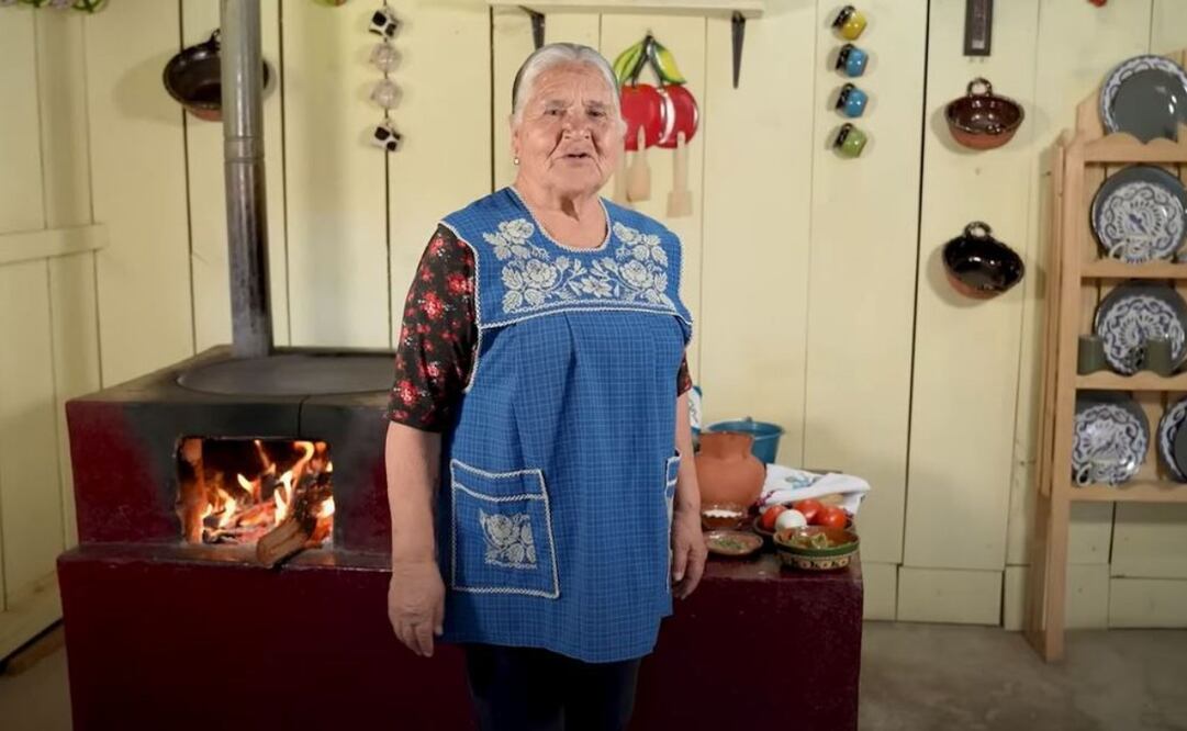Doña Ángela es famosa por su canal "De mi rancho a tu cocina". Imagen: YouTube "De mi rancho a tu cocina".