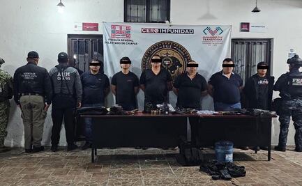 Detienen a 6 hombres en posesión de armas y equipos tácticos en Chiapas; aseguran 4 vehículos, uno de ellos con reporte de robo