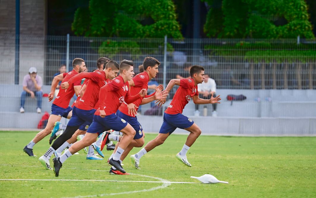 Se espera buen duelo en el Akron. Foto: Club Guadalajara