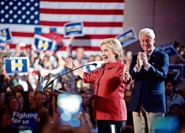 Clinton gana en Nevada; Trump, en Carolina del Sur