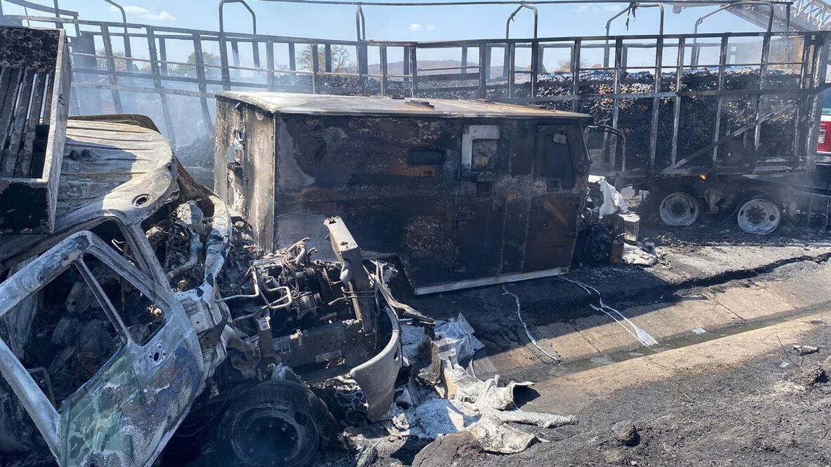 El presidente López Obrador pidió al secretario de Comunicaciones y Transportes, Jorge Nuño, que “se aplique e investigue” sobre el accidente vehicular registrado en la carretera a Los Altos, en Jalisco. Foto: Especial