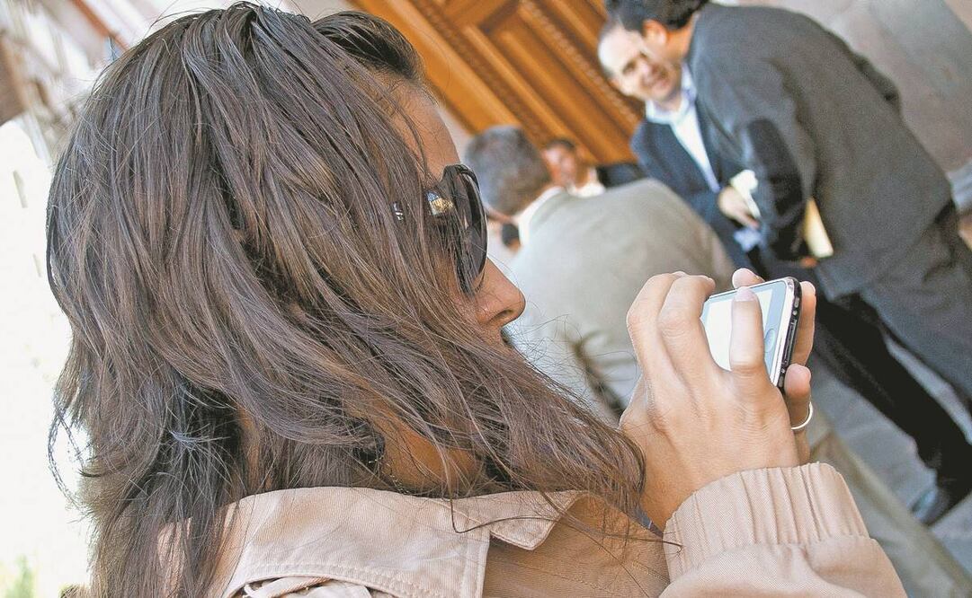 El padrón afectará consumo de móviles virtuales, prevé analista. Foto: Archivo/ El Universal.