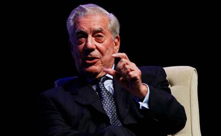 Vargas Llosa celebra "retirada del populismo" en AL