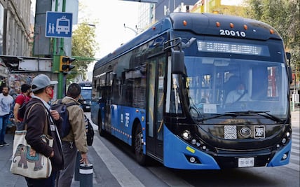 Semovi publica lineamientos para sustituir 209 unidades antiguas; sumará trolebuses articulados en Eje 8 Sur