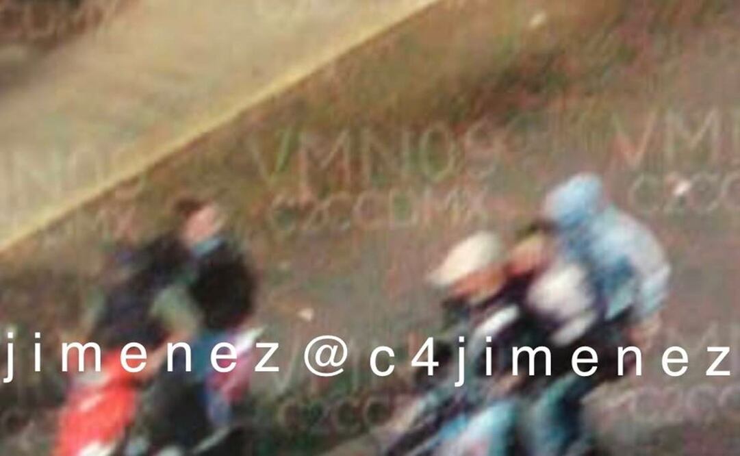 Imágenes de los asaltantes huyendo del lugar. Foto: Tomada de Twitter @c4jimenez