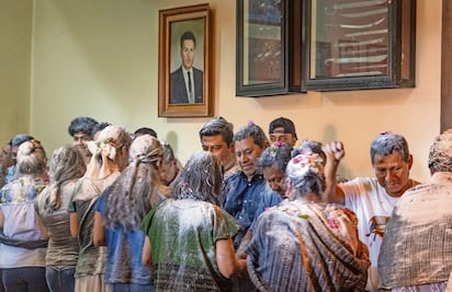 Juego de la harina: la purificación de viudos