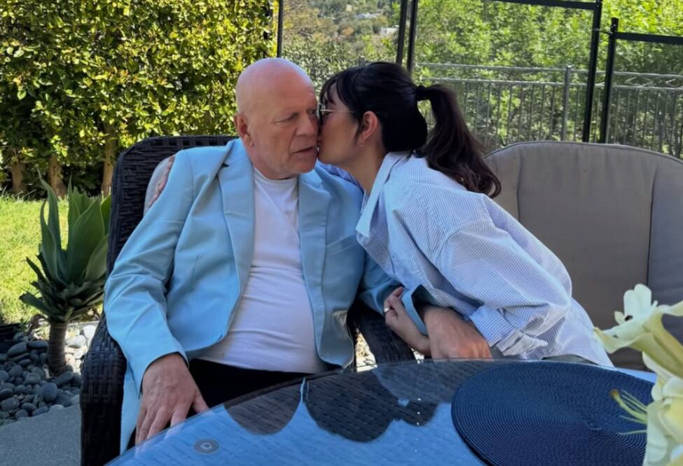 Emma Heming se ha convertido en un pilar fundamental para Bruce Willis durante su enfermedad. Foto: Instagram oficial de Demi Moore.