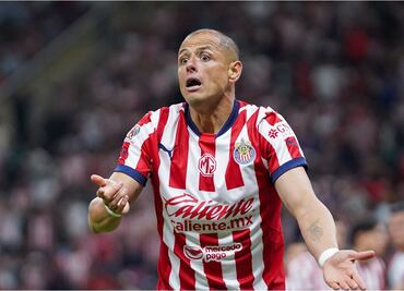 Chicharito Hernández se sincera sobre su mayor sueño con Chivas; "Quiero levantar trofeos"