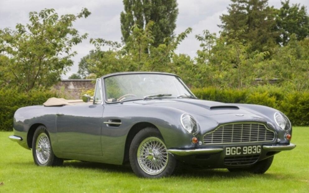 La impresionante colección de autos de Jay Kay, cantante de Jamiroquai