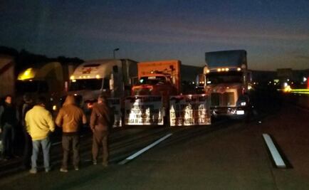 Bloquean autopistas contra el Hoy No Circula