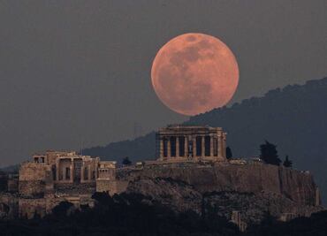 Escena de sexo gay en la Acrópolis escandaliza a Grecia