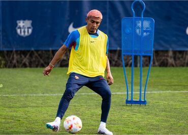 Julián Araujo realiza su primer entrenamiento en el FC Barcelona