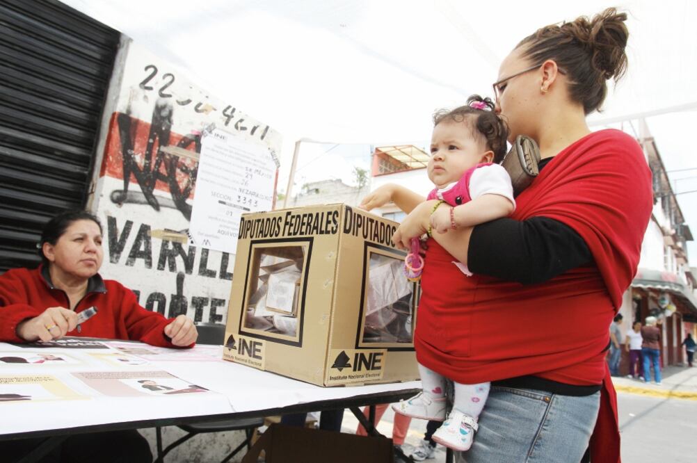 Se tenía proyectado instalar dos mil 500 casillas especiales. En 2015 se instalaron sólo 900, así que ahora se dejará un “colchón” de mil 500, dicen (ARCHIVO EL UNIVERSAL)