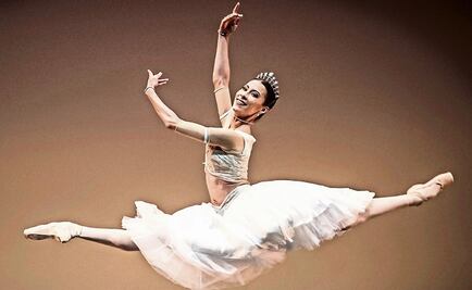 Mexican ballerina awarded by Russia's Culture Ministry