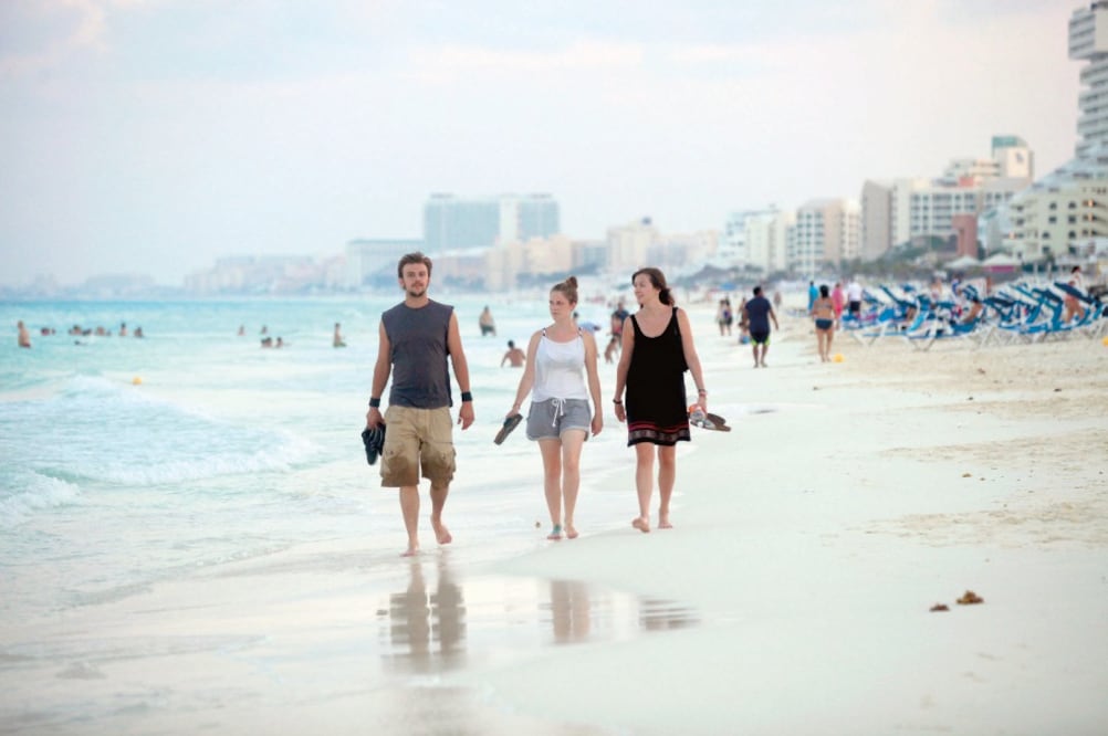 En los 10 meses que van del año, los turistas dejaron una derrama económica de casi 7.2 mmdd, señalan (ARCHIVO. EL UNIVERSAL)