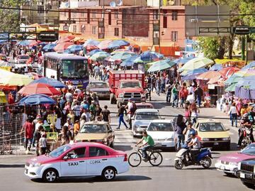 Abandonan cuerpo en una bolsa en la Morelos