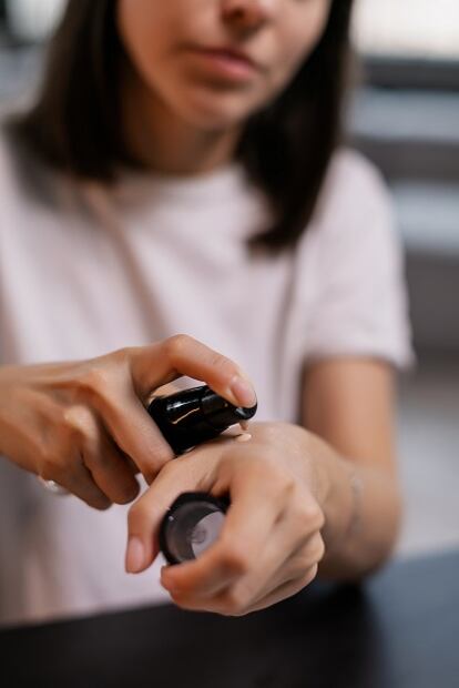 Errores de maquillaje que te pueden hacer lucir mayor