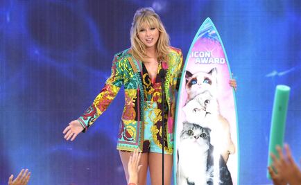 Taylor Swift es un ícono en los Teen Choice Awards