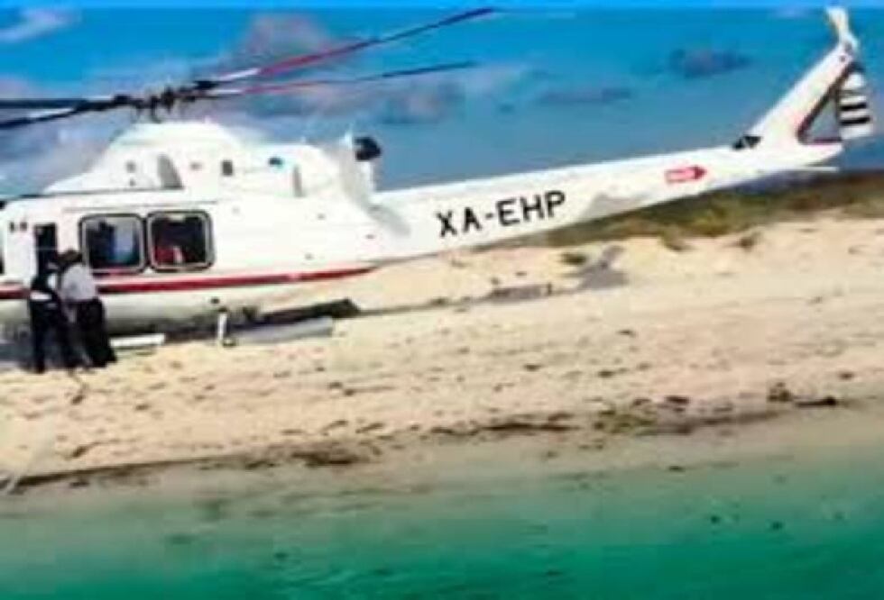 En esta imagen tomada de video se ve cuando el helicóptero en el que viajaban el senador Emilio Gamboa y funcionarios de la SCT aterrizó en una zona protegida de Mérida (ARCHIVO. EL UNIVERSAL)